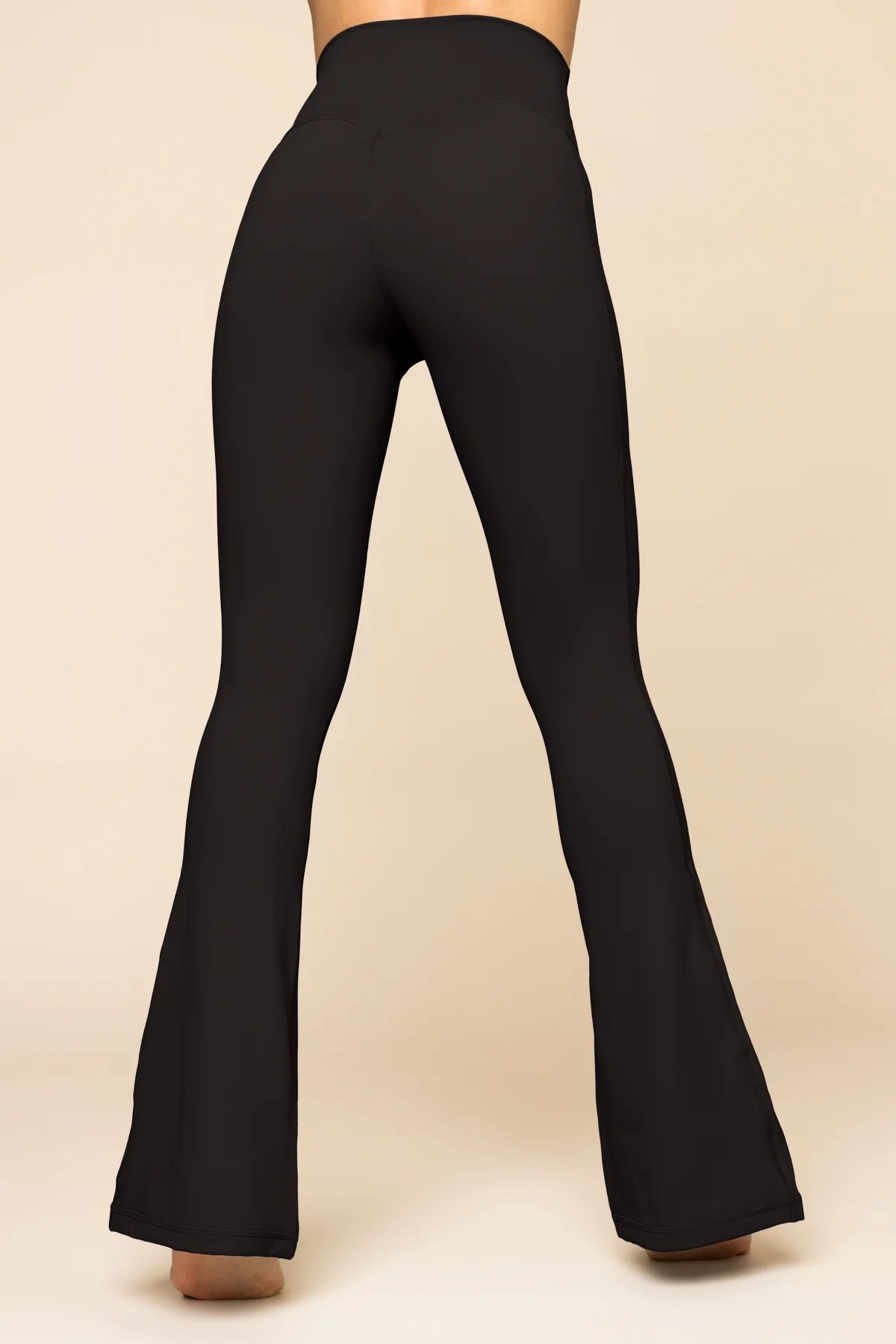 Crisscross Hourglass® Flared Legging with Pockets - Black
